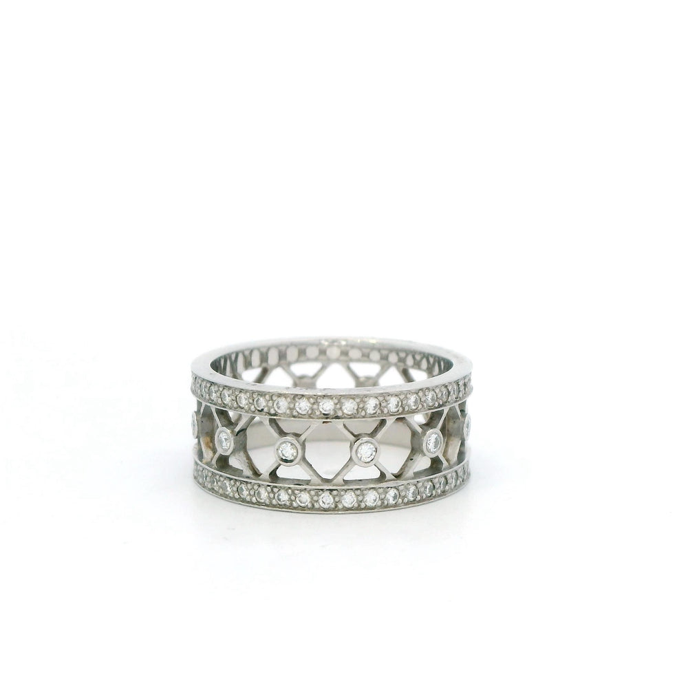 Tiffany & Co Voile diamond Band, cutout hearts and pave diamonds in Platinum