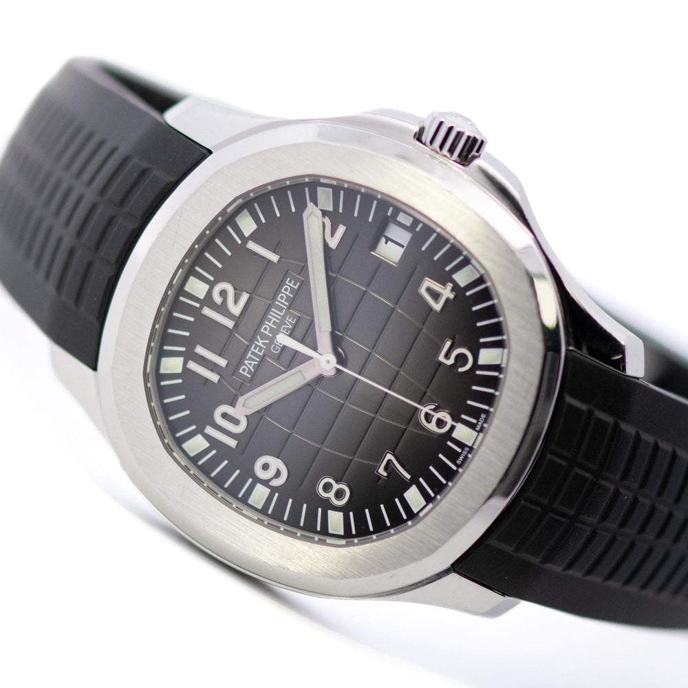 Patek Philippe Aquanaut 40.8mm Ref 5167A-001 Mvt#5717076 Black Dial