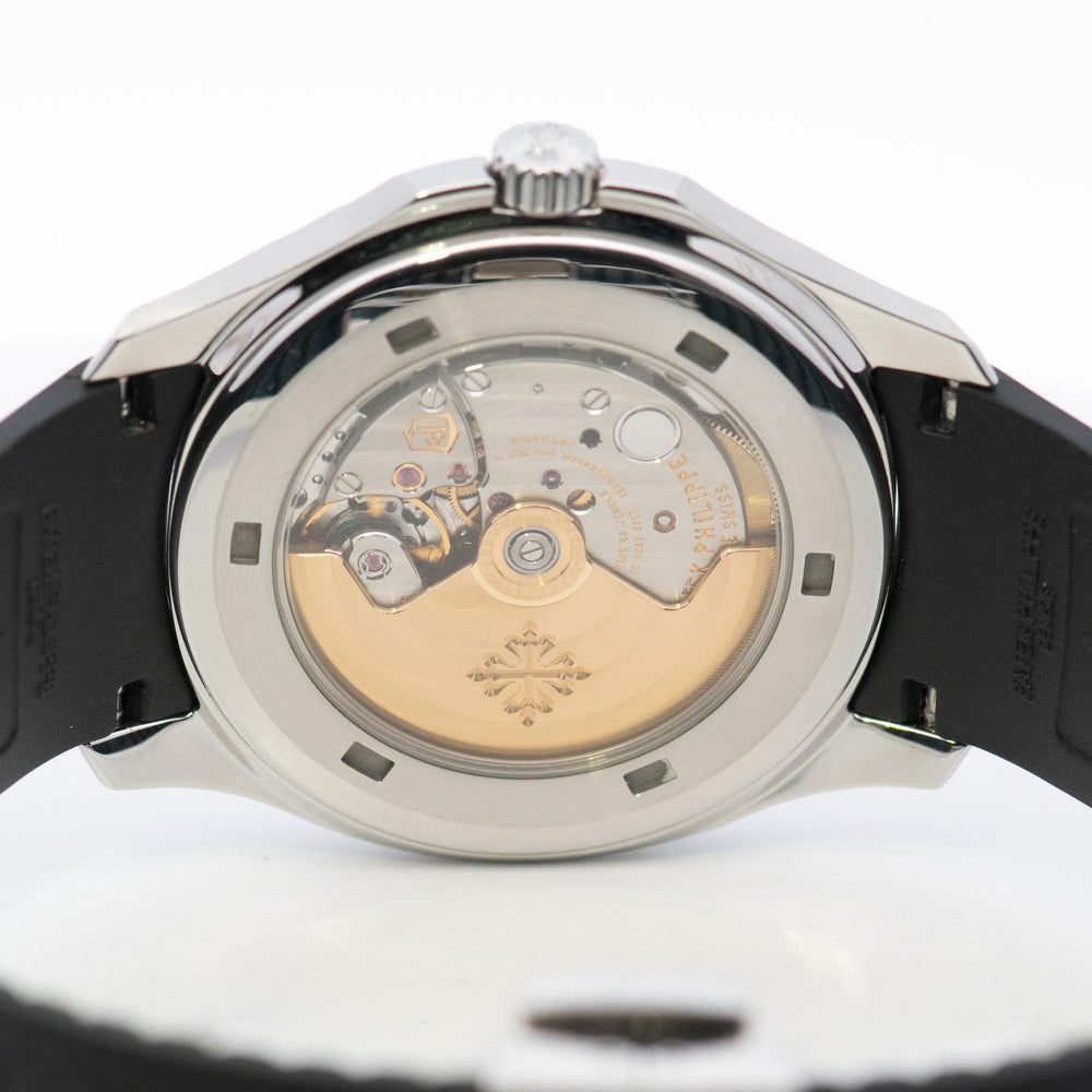 Patek Philippe Aquanaut 40.8mm Ref 5167A-001 Mvt#5717076 Black Dial