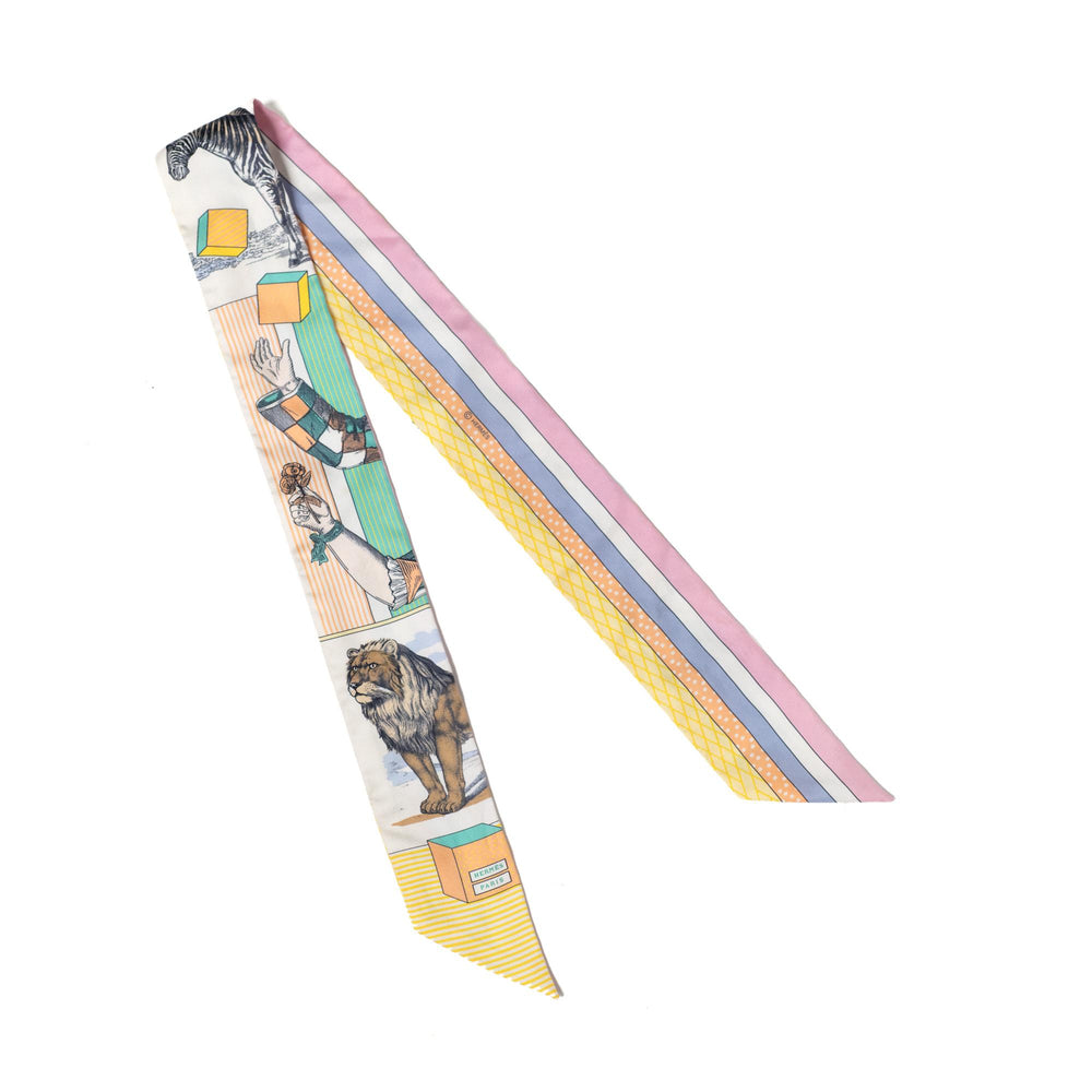 Hermes Grand Theatre Nouveau Twilly Silk Scarf