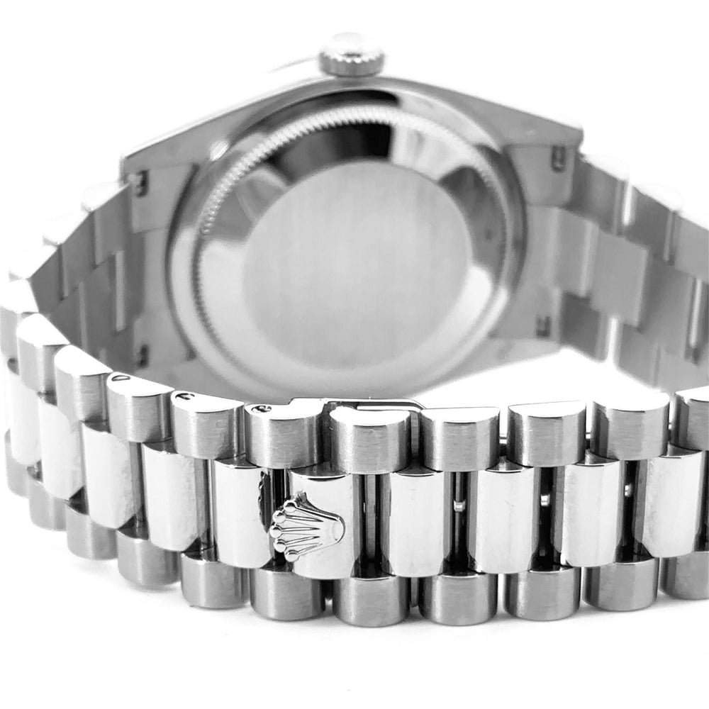 Rolex Day-Date 36mm White Gold Men's Watch 2006 Black Dial 118209