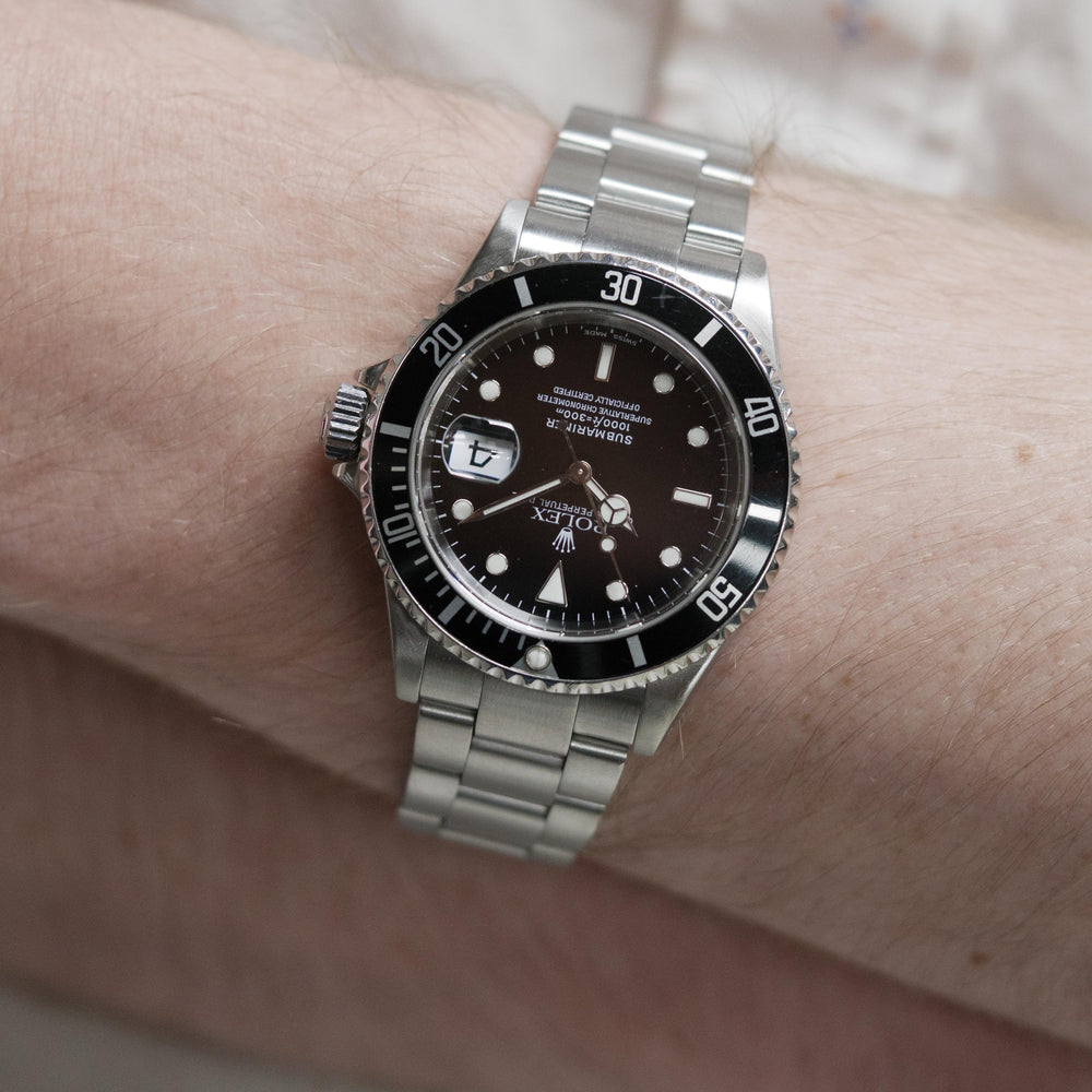 Rolex 40mm Submariner SS 16610