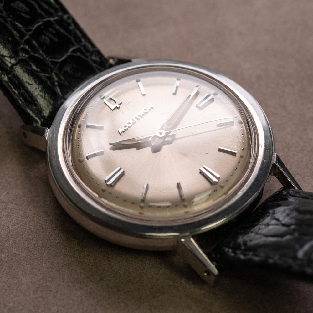 Bulova Accutron 214 34mm Stainless Steel 1960s