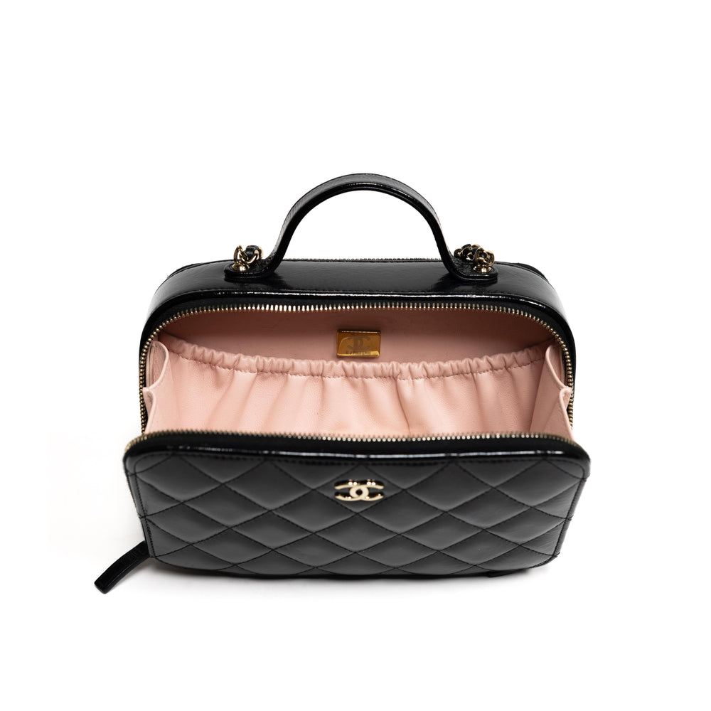Chanel Black Double Zip Vanity Case Quilted Shiny Lambskin Small
