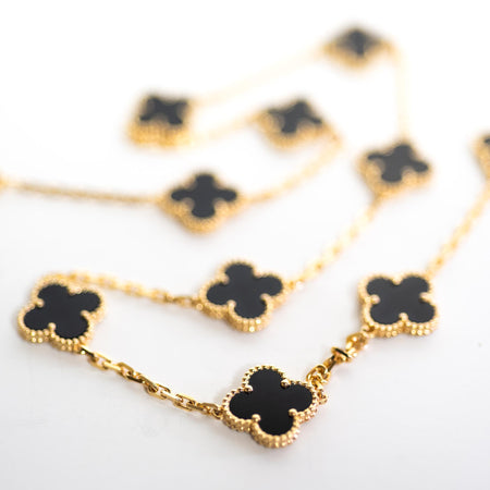 VCA 20 Motif Onyx 18ky Necklace