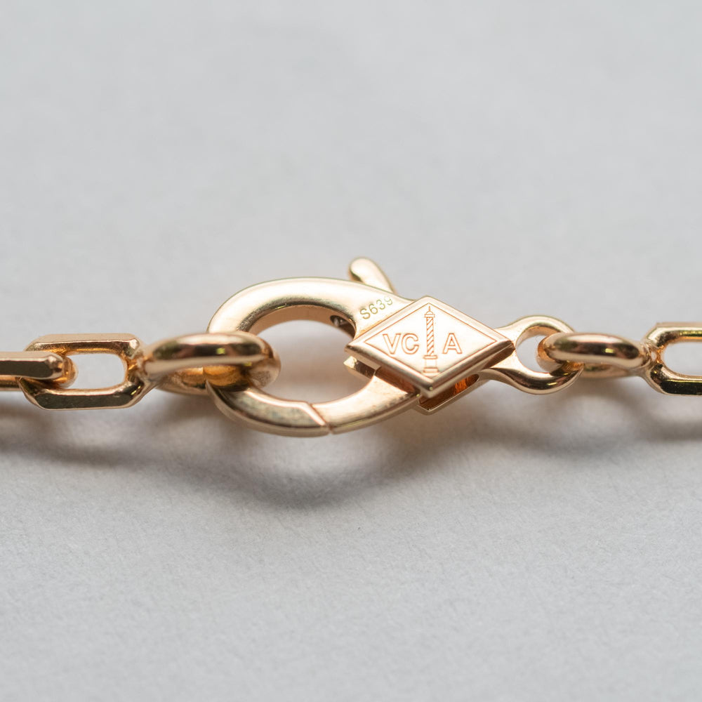 VCA 20 Motif Onyx 18ky Necklace