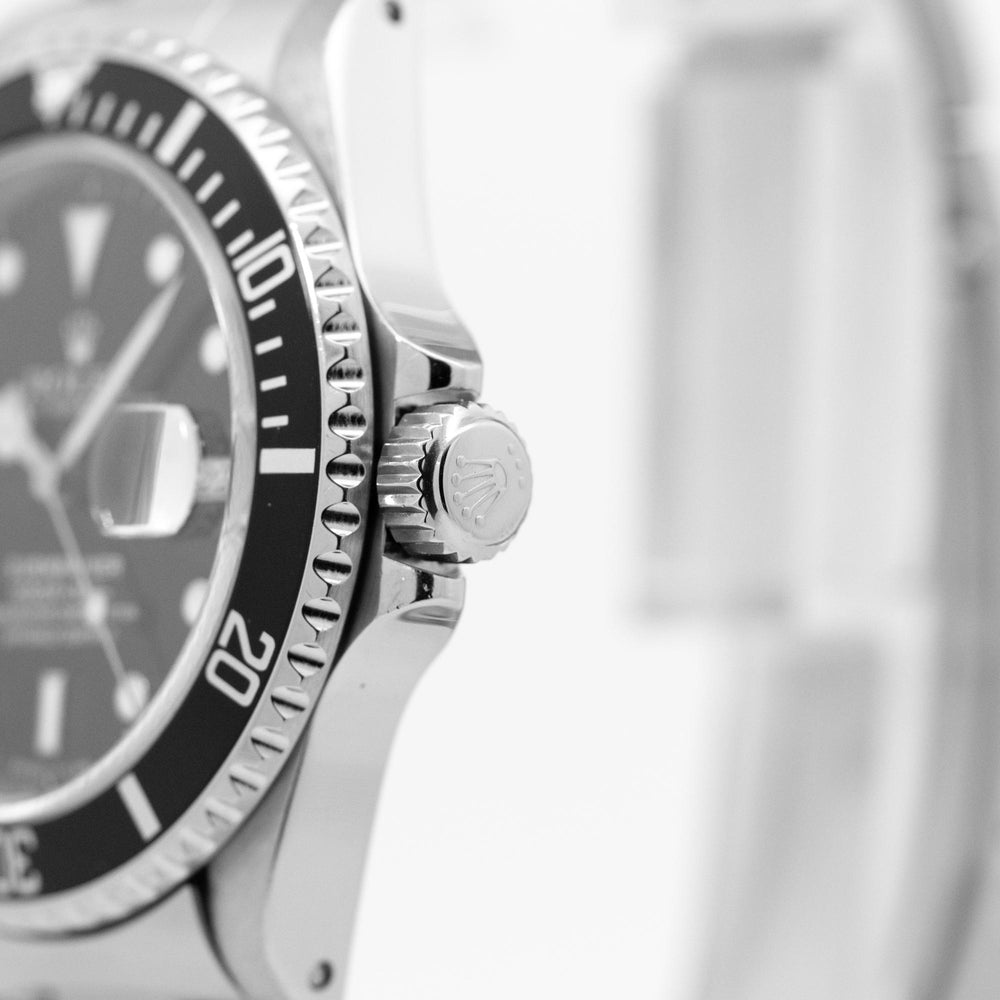 Rolex 40mm Submariner SS 16610