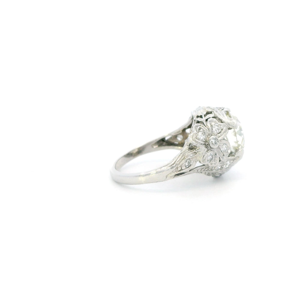 2.08ct I VS2 Platinum Vintage Floral Engagement ring with Diamond Side Stones
