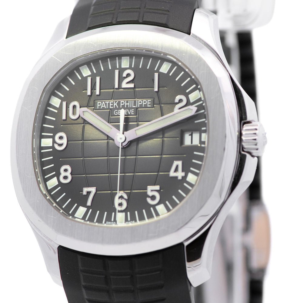 Patek Philippe Aquanaut 40.8mm Ref 5167A-001 Mvt#5717076 Black Dial