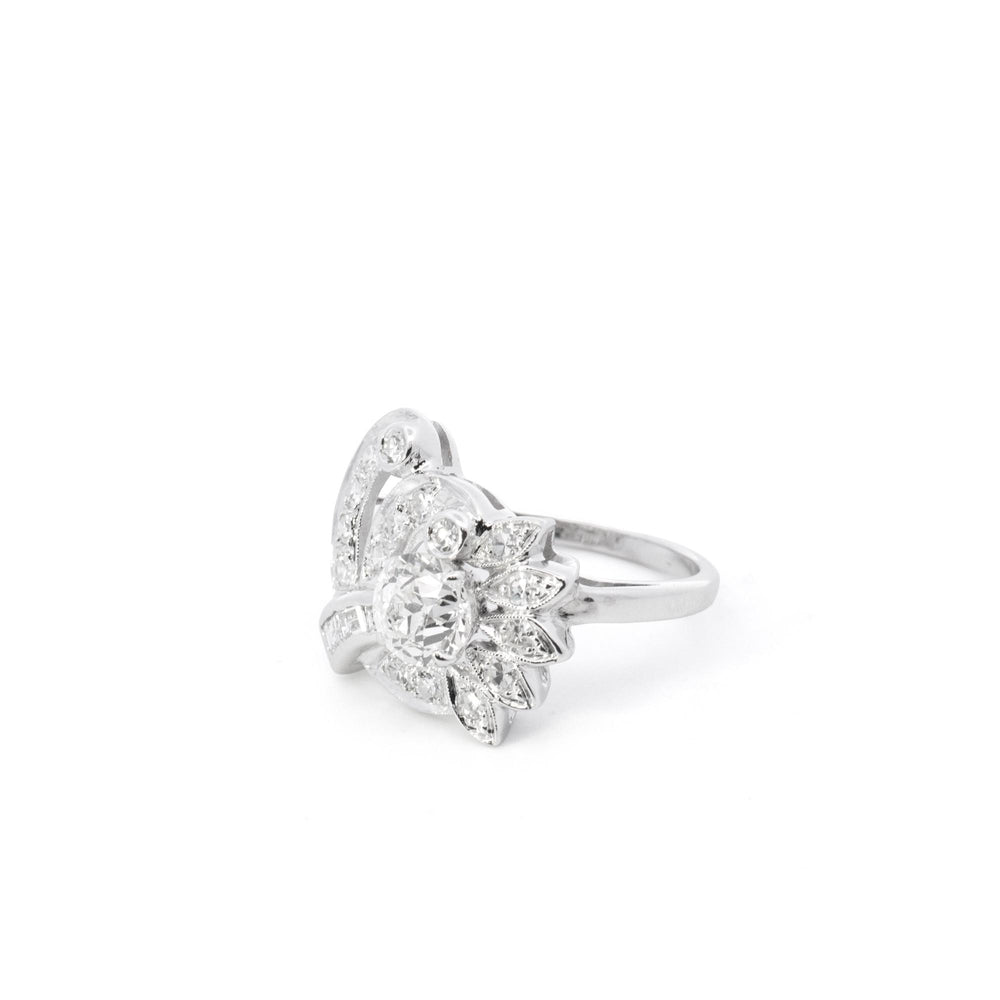 Vintage 1 ct, I, VS2, Diamond Center Stone Ring with surrounding diamonds