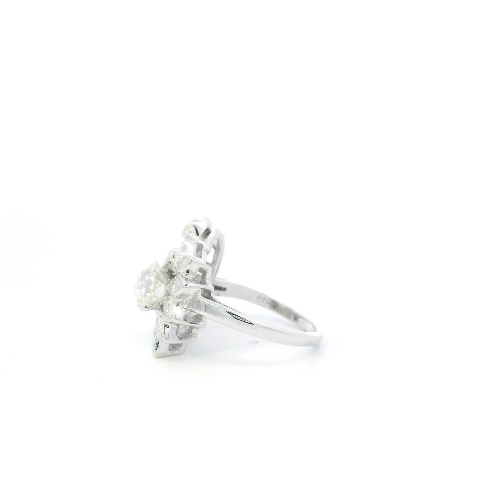 Vintage 1 ct, I, VS2, Diamond Center Stone Ring with surrounding diamonds