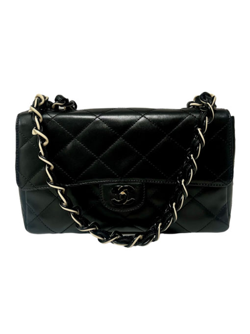 Chanel Vintage CC Shoulder Bag with Plastic Chain 3