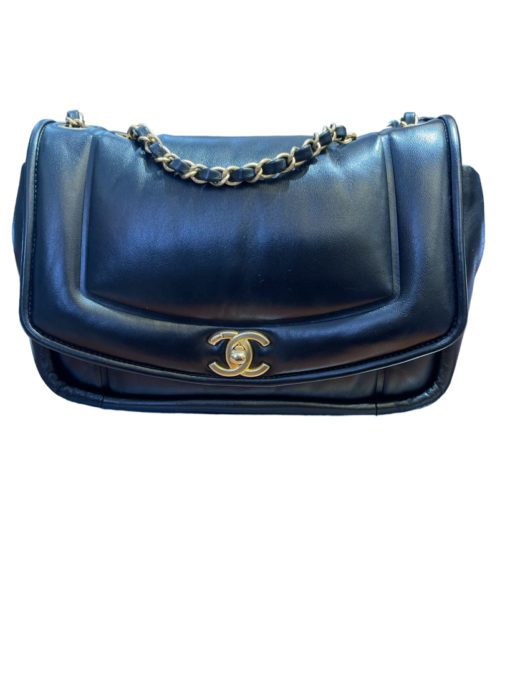 Chanel Medium (like new) Vintage Puffy Flap Bag 3