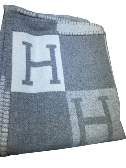 Hermes Avalon Throw Blanket Grey 3