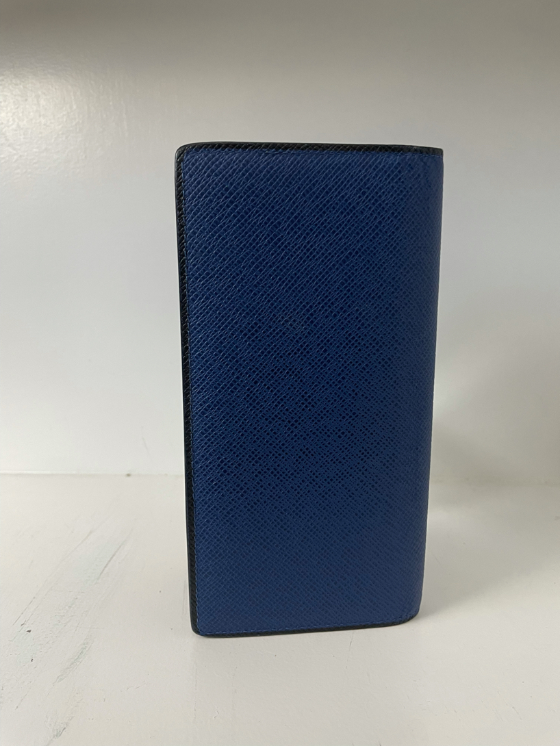 Louis Vuitton Taiga Leather Brazza Wallet in Blue 4