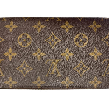 Louis Vuitton Zippy Wallet Monogram Retail $850 May 19, 2024