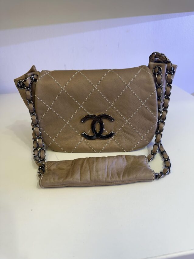 Chanel Cc Accordian Flap Bag April 27, 2024