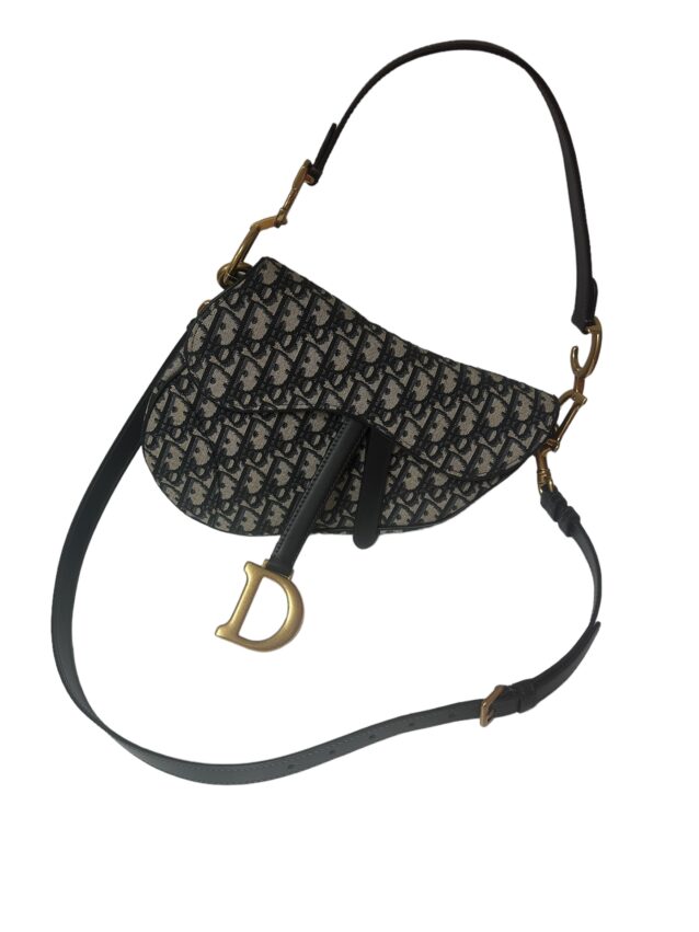 Dior Oblique Saddle Bag With Strap Retail:4400 December 18, 2024