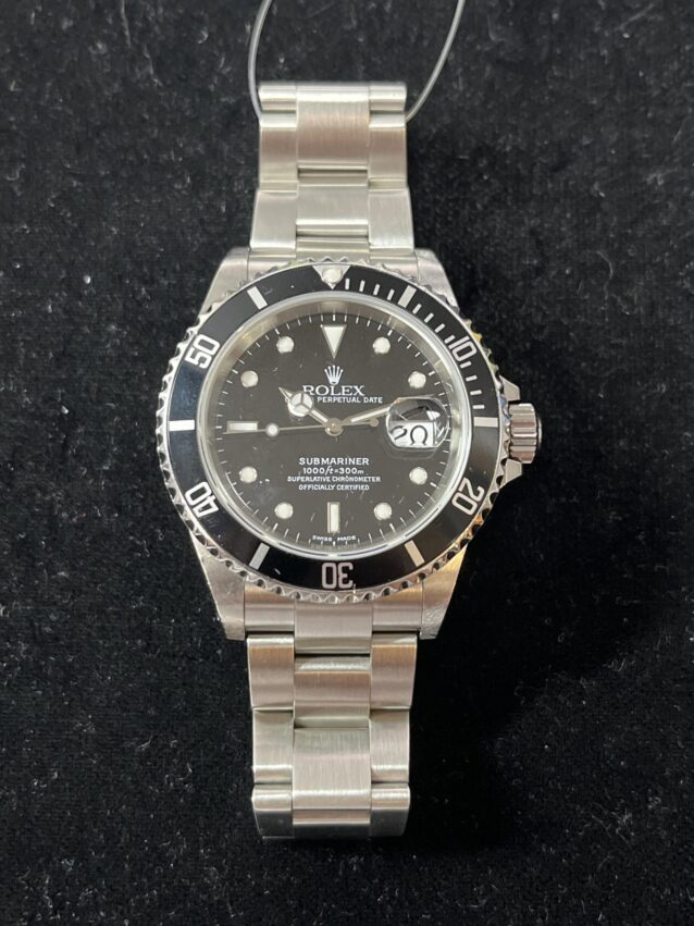 Rolex Submariner Stainless Steel 40Mm 16610